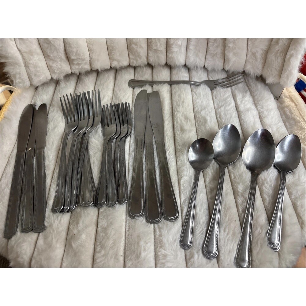 26 Pc Lot Double Beaded Pearl Stainless Flatware Set - Mixed Spoons Knives Forks